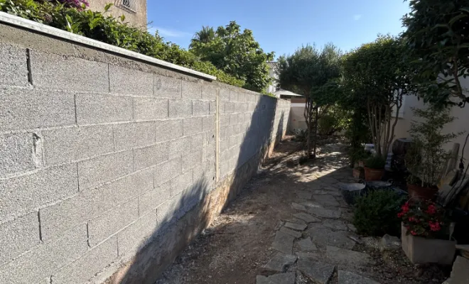 Exhaussement mur de clôture , La Seyne-sur-Mer, BC Créations