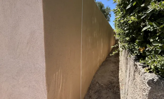 Exhaussement mur de clôture , La Seyne-sur-Mer, BC Créations
